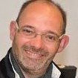 Meet your Posher, Simon